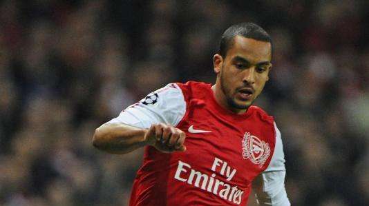 Arsenal, incontro decisivo per il rinnovo di Walcott?