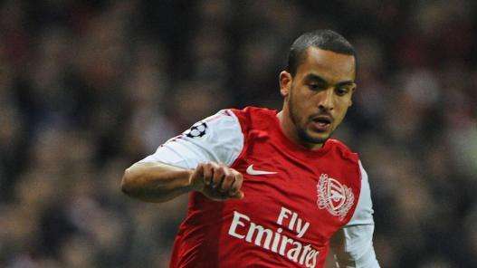 Chelsea in pole per Walcott?