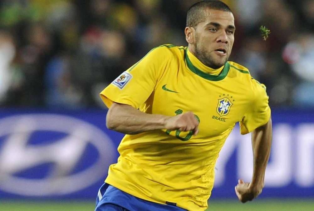 Barcellona, Dani Alves vicino al rinnovo