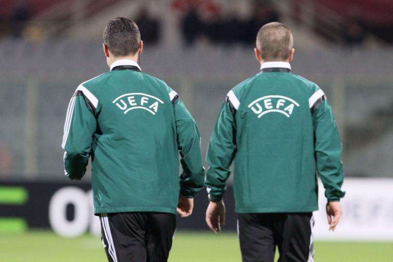 Breaking news: Annullata Germania-Olanda. Evacuato lo stadio