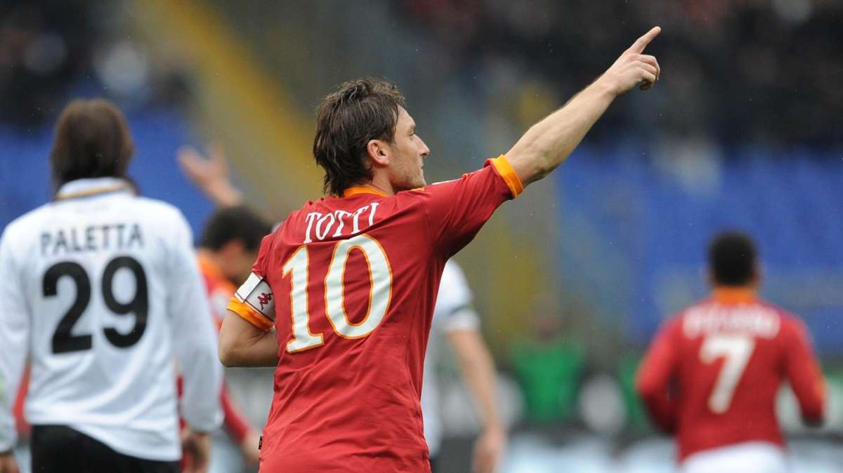 Roma, Totti: "Io in campo nel derby? Non lo so"