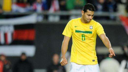 Arsenal, Santos fuori per 3 mesi