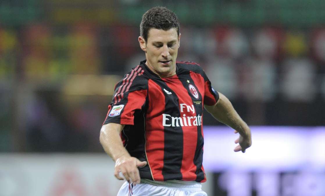 Milan, pronto lo scambio Bonera-Motta