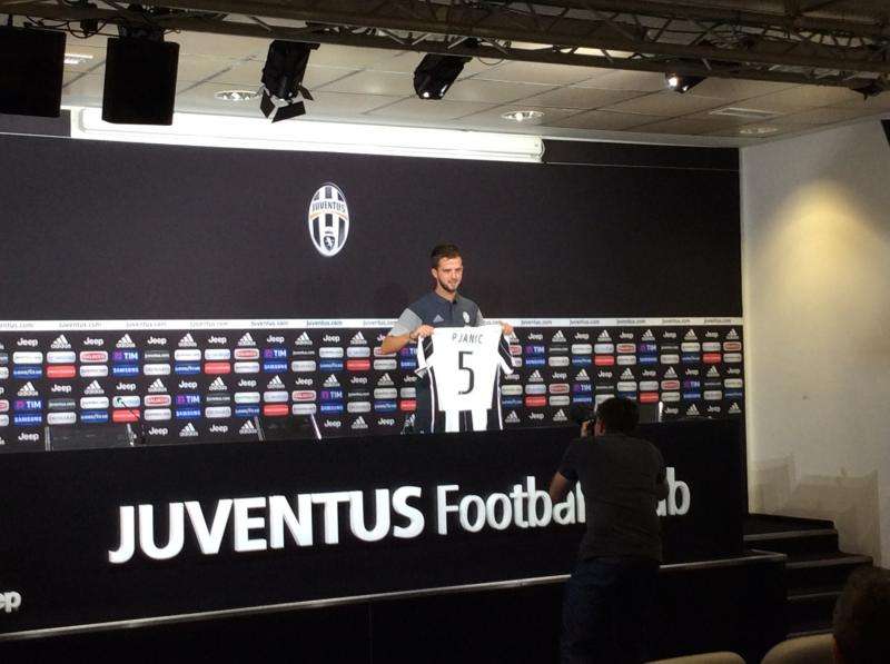 Juve, Pjanic ha scelto la numero 5