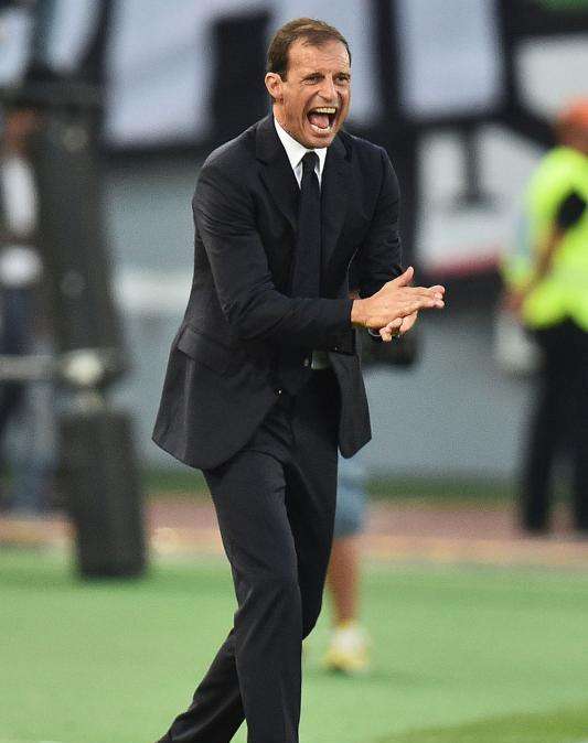Allegri: "Scorsa stagione fantastica. Le partenze? Giusto cambiare. Mandzukic punto di riferimento"