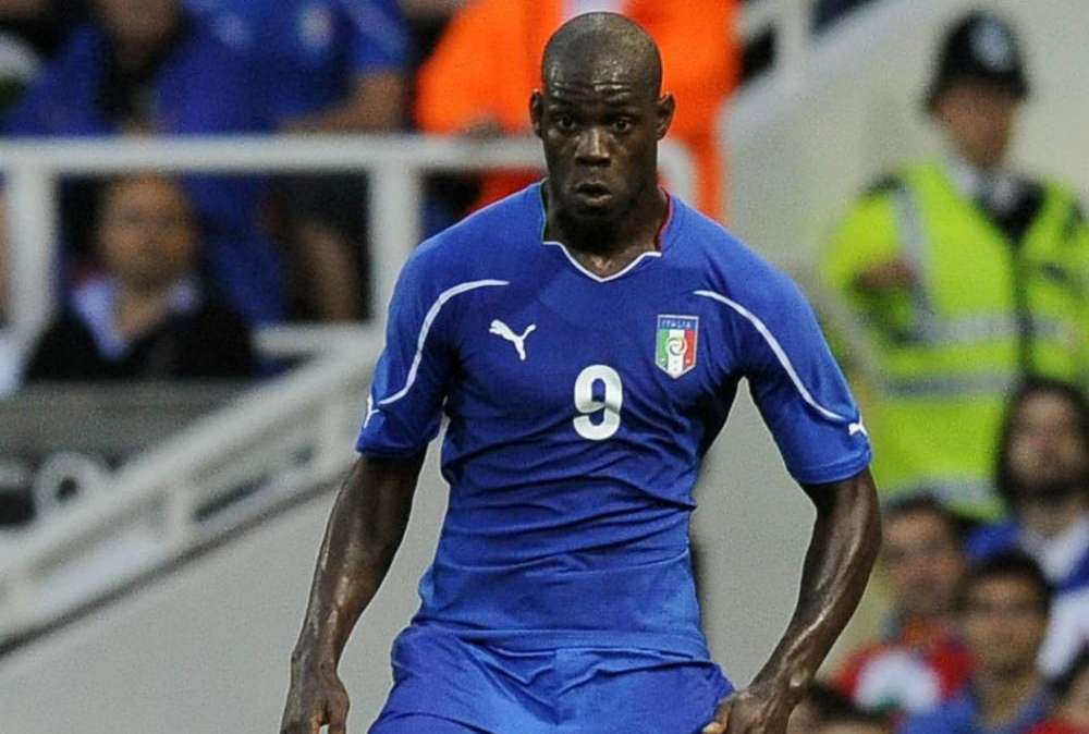 Manchester City, Balotelli: "Milan? Devo ancora giocare col City"