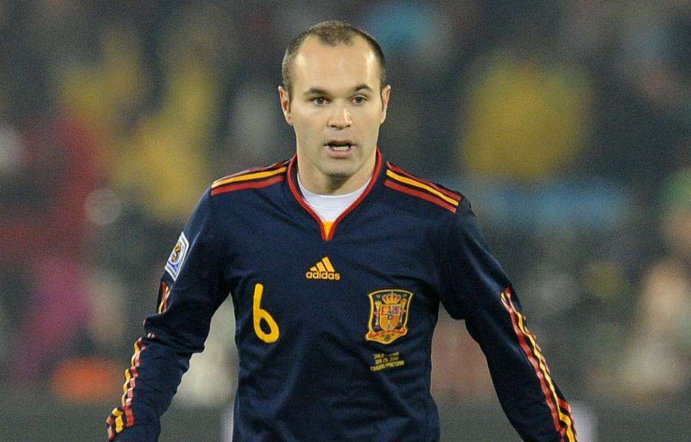 Barcellona, Iniesta: "Non lascerò mai il Barça"
