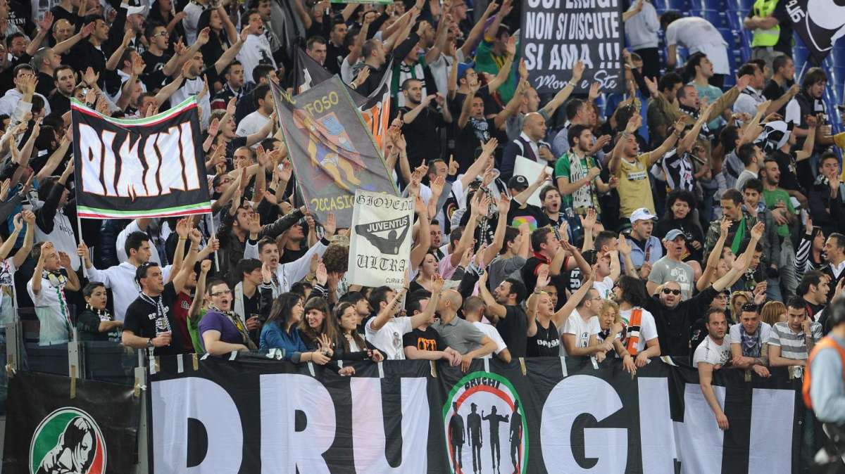 Juventus, Paratici segue due dragões