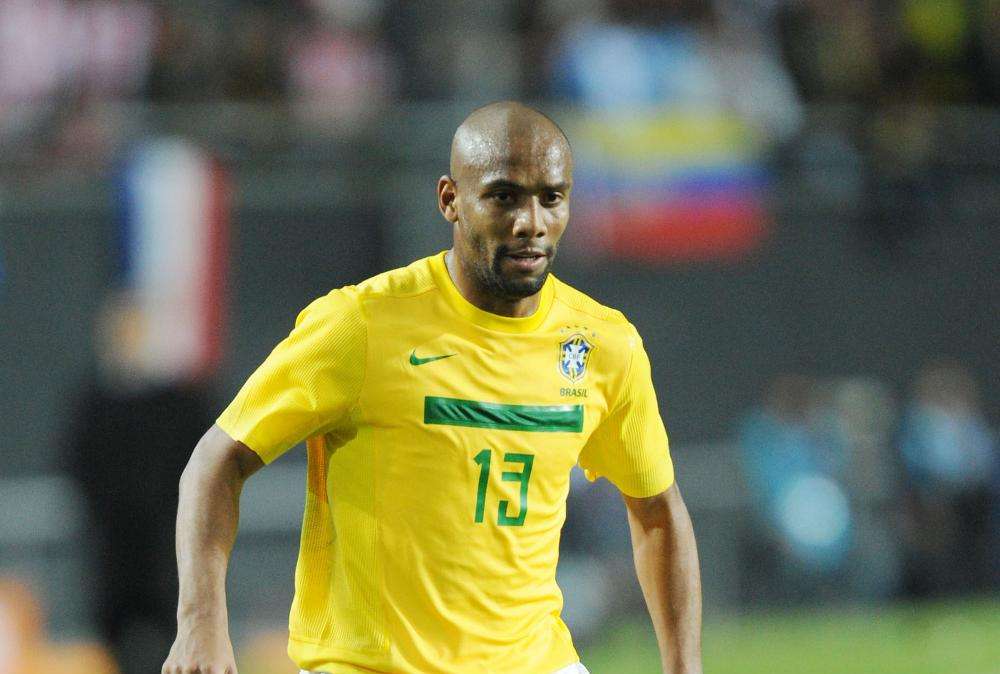 Manchester City, Maicon corre verso il Real Madrid