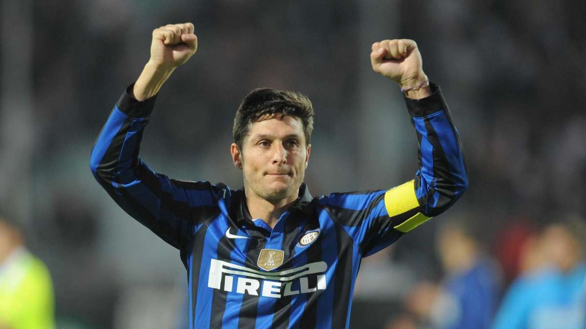 Inter, Zanetti: "Il mercato? La società sa cosa fare. Su Tevez..."