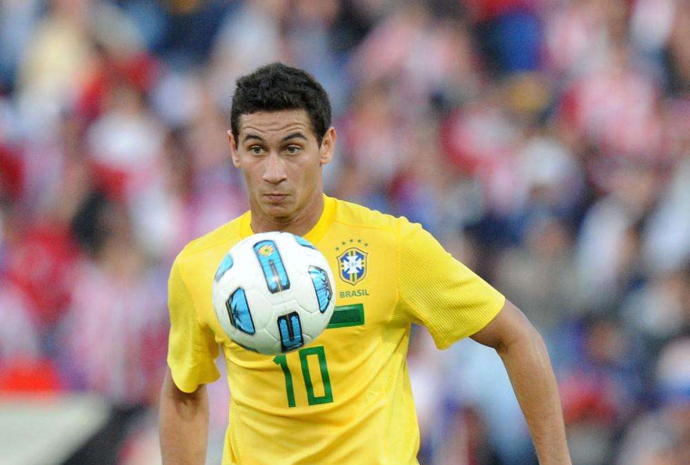 Arsenal, Tottenham e United sul brasiliano Ganso