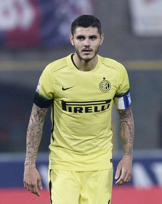La calda buonanotte di Mauro Icardi, il web esplode