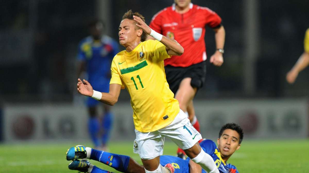 Neymar non esclude un futuro in Italia: "Inter e Milan sono grandi club"