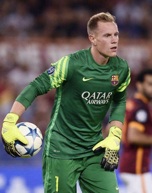 Ter Stegen sotto attacco, il tedesco si difende: "Non cambierò il mio modo di giocare"