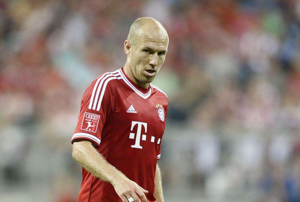 Bayern, Guardiola su Robben: “Felice che non si sia ancora infortunato”