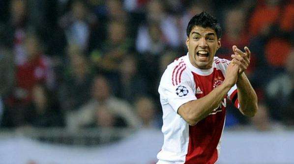 Liverpool, Suarez sbotta: "Non sono un simulatore!"