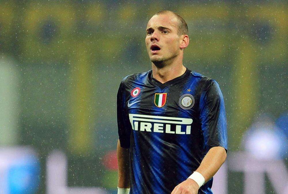Inter, Sneijder difende Benitez: "Basta fischi, lavora bene"