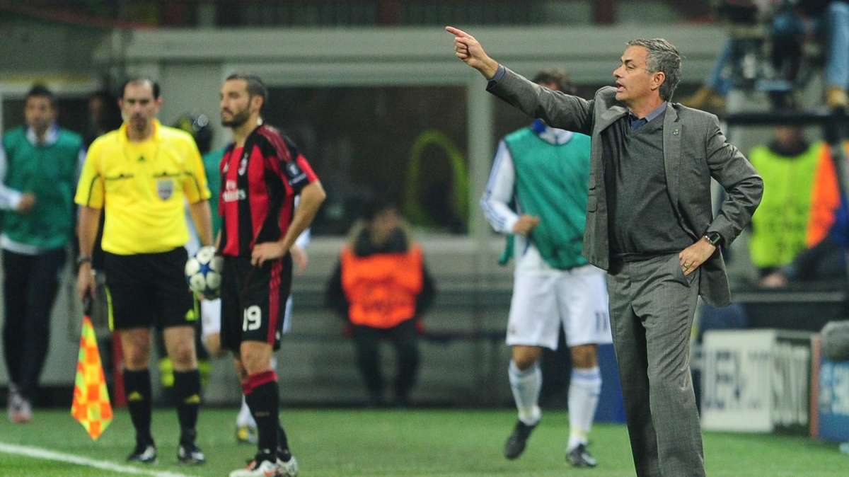 Real Madrid, Mou non parla: i cronisti vanno via