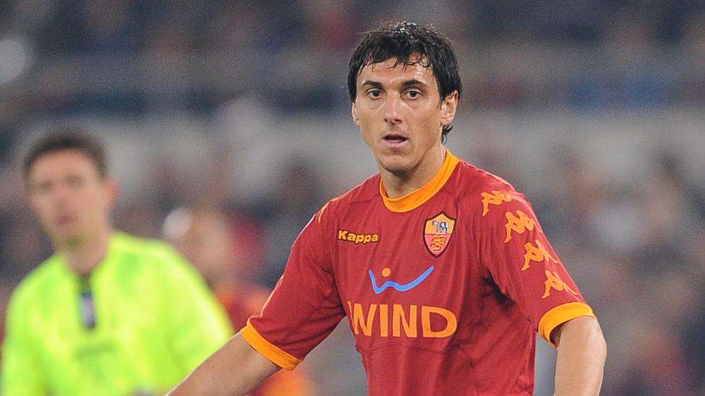 Roma, Burdisso: "Champions troppo importante"