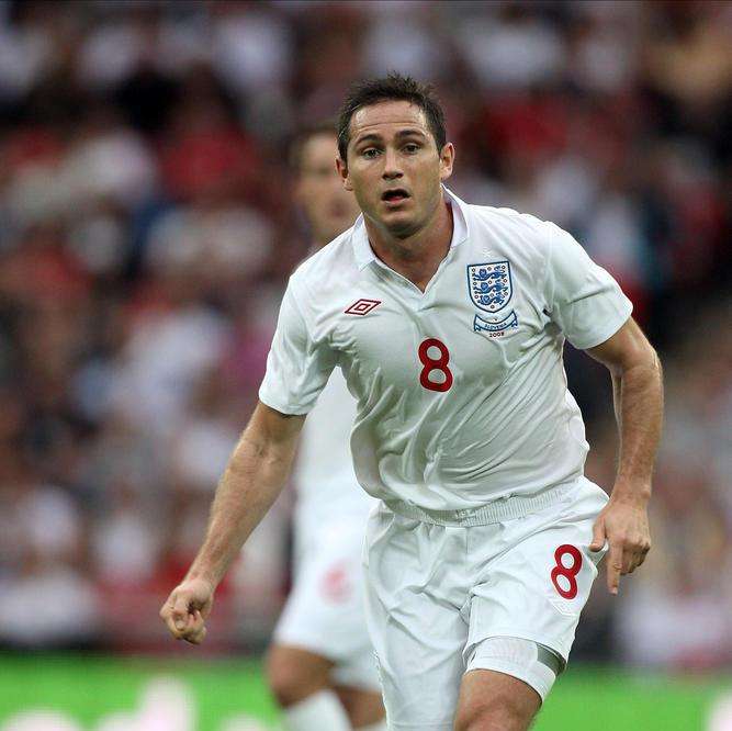 Chelsea, Lampard ancora out