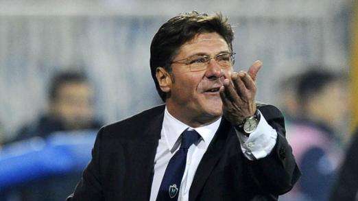 Napoli, Mazzarri: "La qualificazione si gioca a Londra"