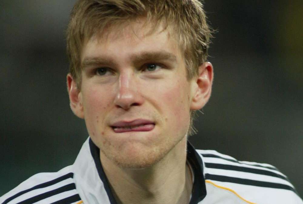Werder, brutto infortunio per Mertesacker