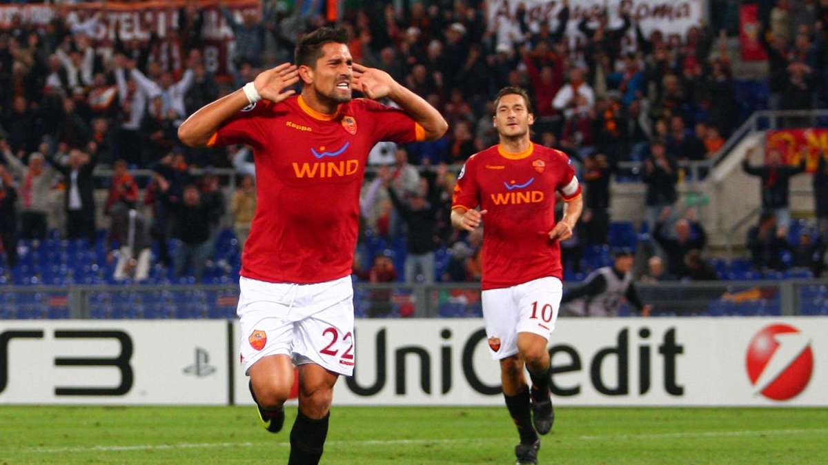 Mexes: gol rivincita, Borriello da antologia! La Roma passa in casa con il Cluj