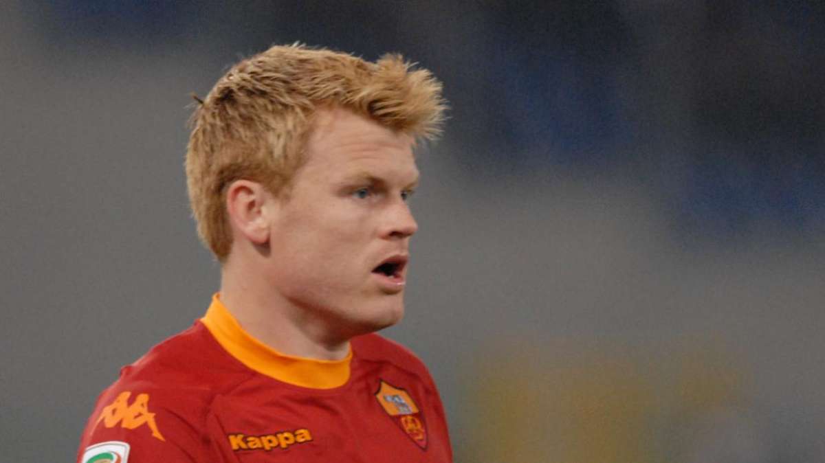 Riise: "Strumentalizzate le mie parole, voglio restare alla Roma"