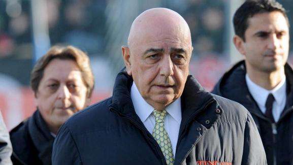 Milan, Galliani: "Tevez? Ogni decisione è rimandata a domani"