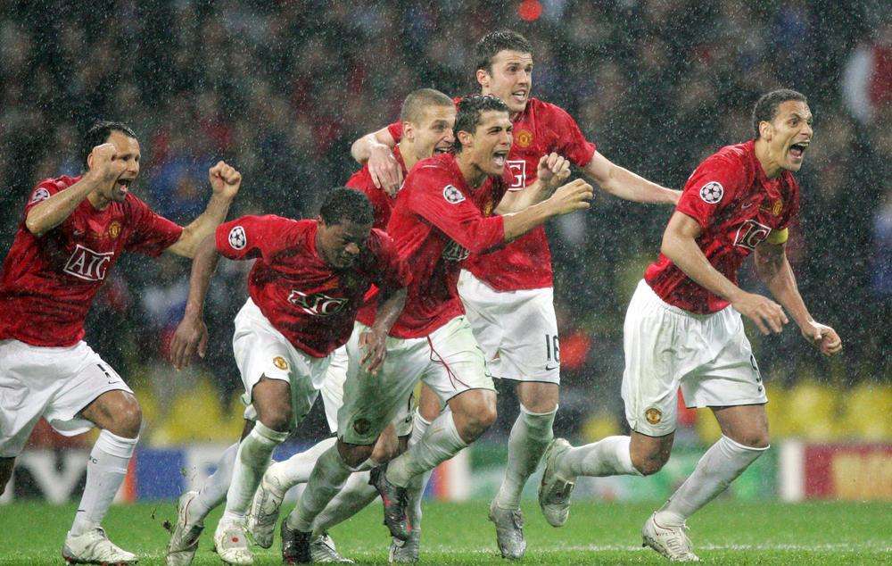Manchester United, Giggs verso la panchina del Galles