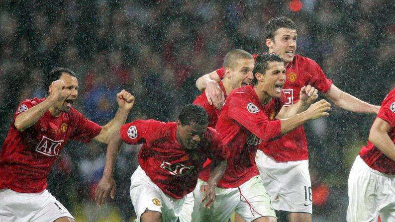 Man. United, Giggs vuole prolungare