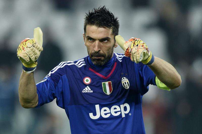 Due italiani nella Top 11 del 2015 di France Football