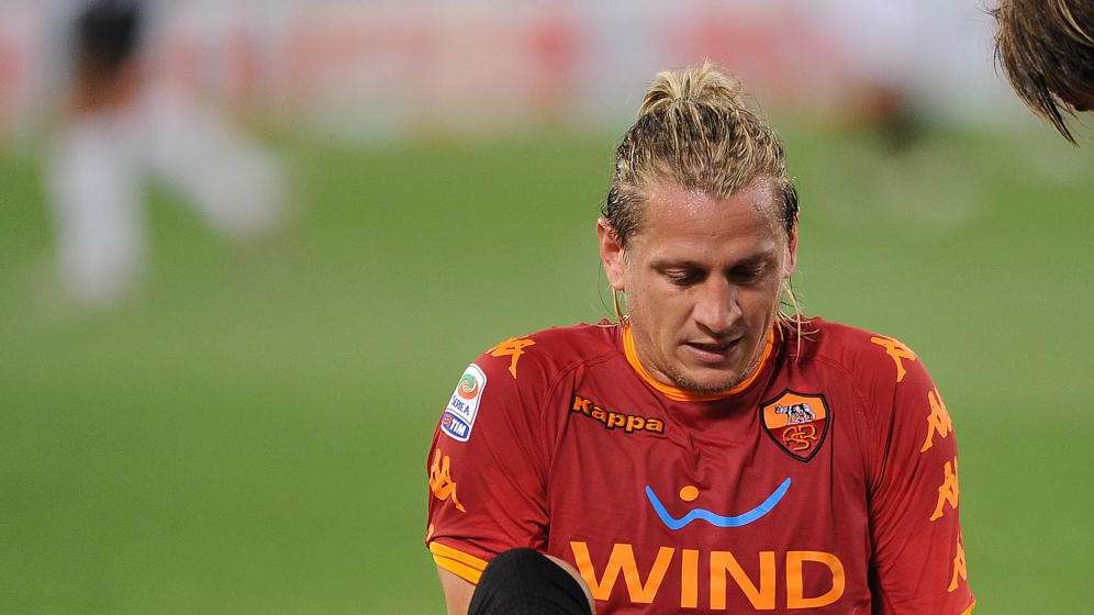 Roma, Wenger all'assalto di Mexes