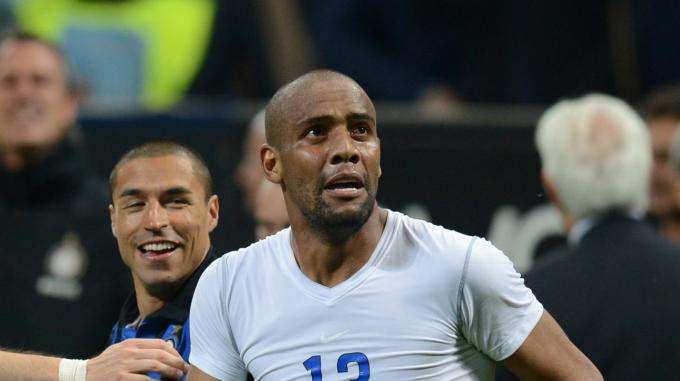 Man City, Maicon si presenta: "Voglio vincere tanti titoli"