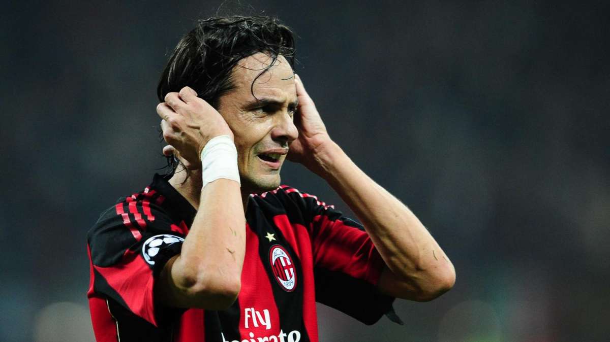 Milan, Inzaghi regala un campo di calcetto