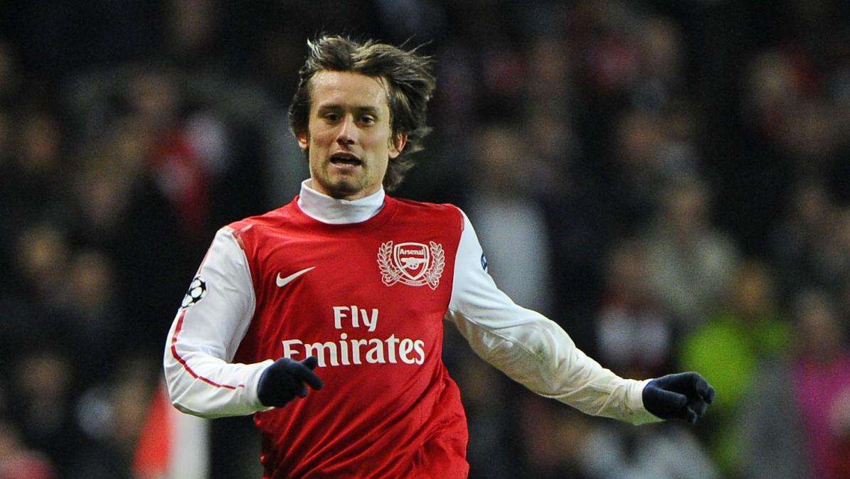 Arsenal, Rosicky rinnoverà per un altro anno