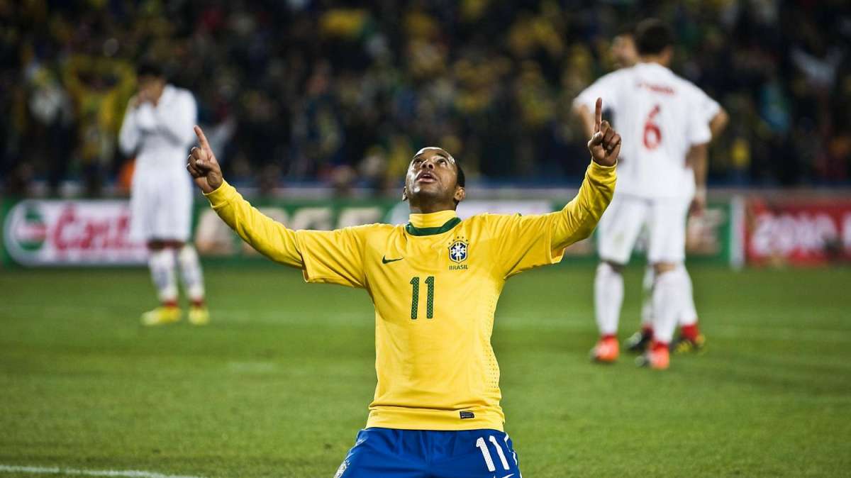 Milan, l'euforia di Robinho: "Squadra con una storia pazzesca"