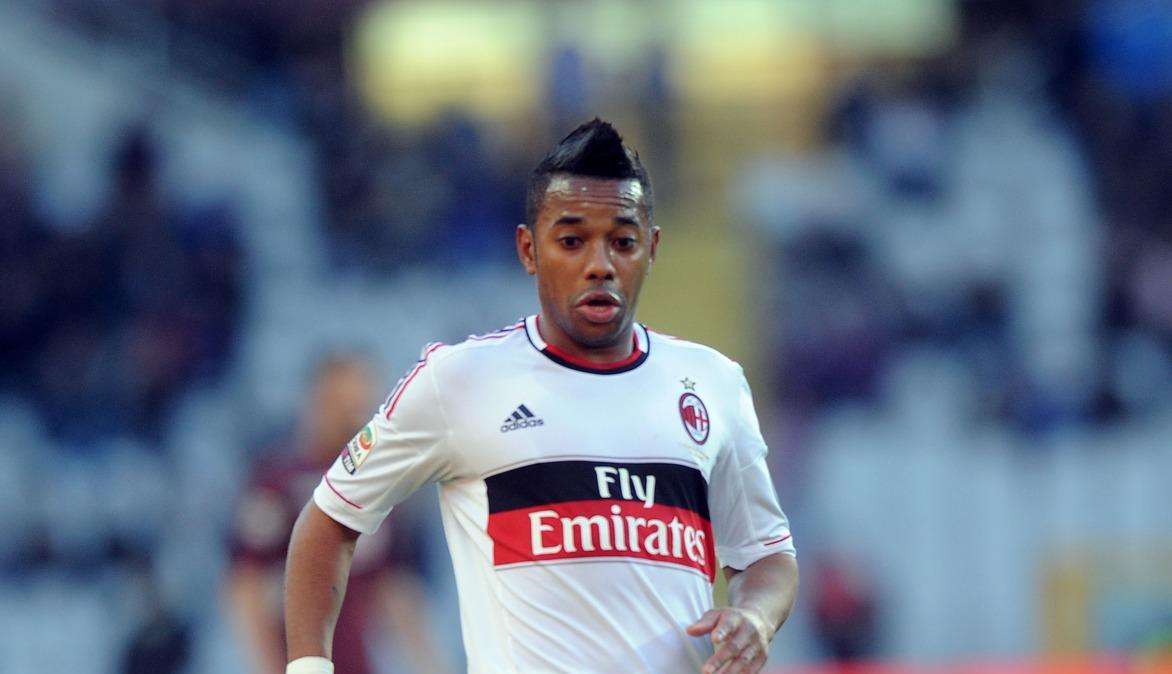 Milan, Antonini: "Spero che Robinho possa restare"