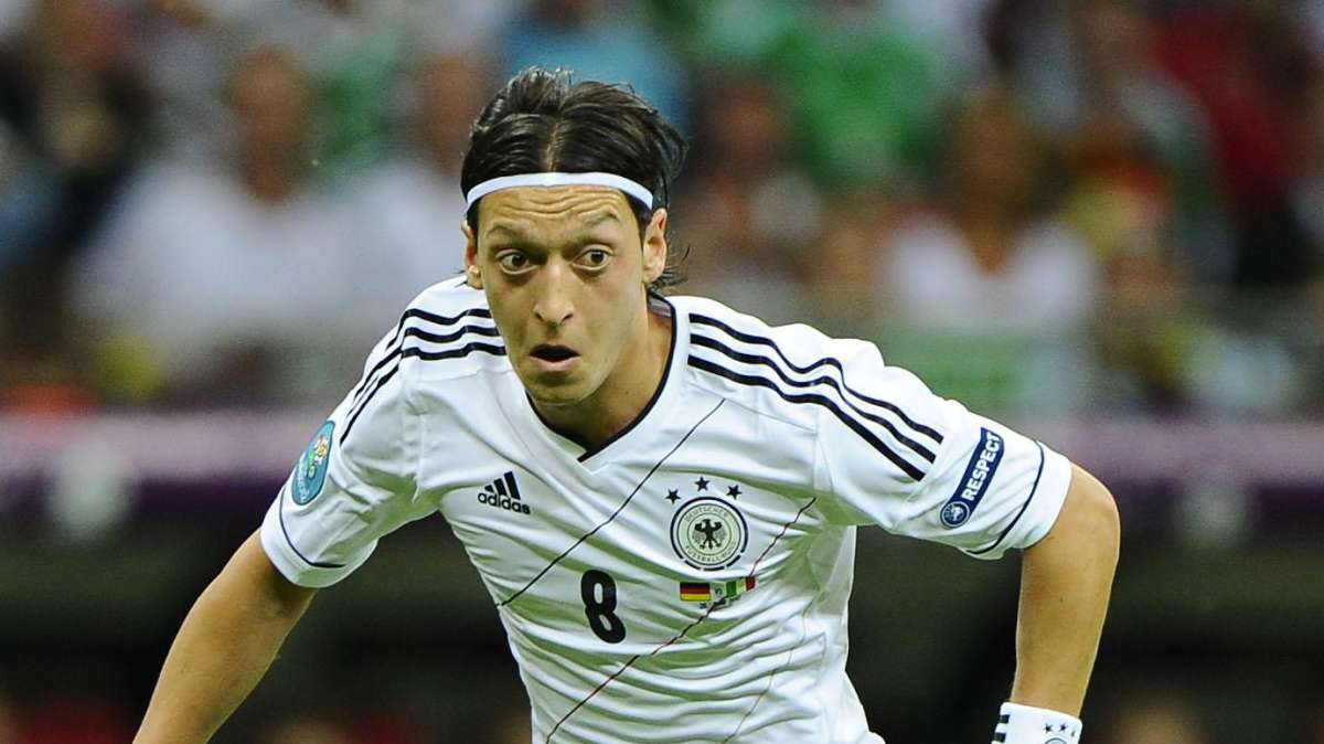 Bayern Monaco: Guardiola chiama Ozil