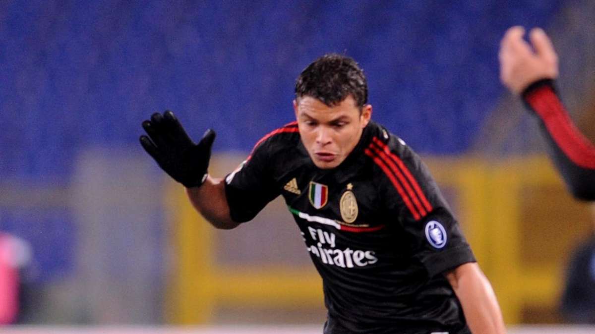 Milan, ag. Thiago Silva: "Barcellona? Solamente rumors"