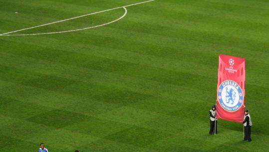 Chelsea, Obi fra Real e United