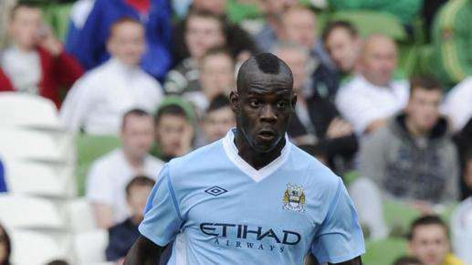 City troppo superiore. Il Villarreal affonda sotto i colpi di Toure e Balotelli