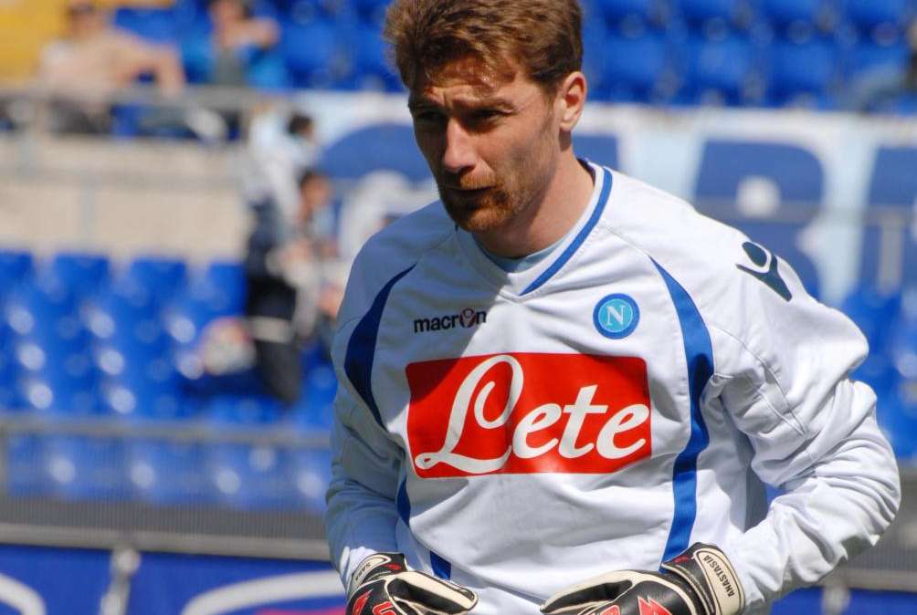 Napoli, De Sanctis: "Vogliamo regalare l'Europa League ai tifosi"