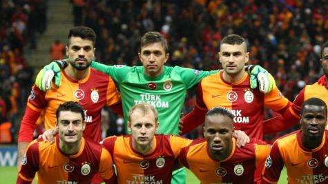 Galatasaray, tre club su Semih Kaya