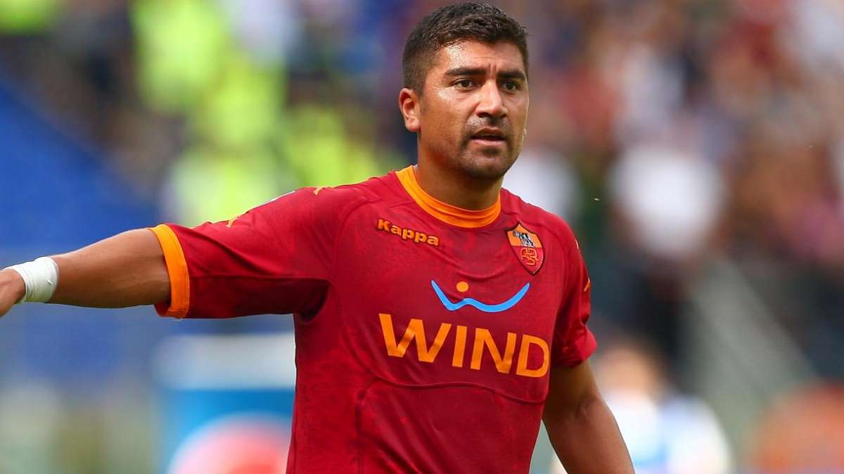 Roma, Pizarro: "Aiutiamo Ranieri"