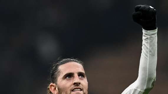 Rabiot, retroscena sul PSG: "Tifosi non mi hanno mai dato niente"