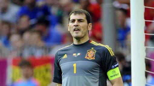 Real Madrid, problemi per Diego Lopez: Casillas titolare?