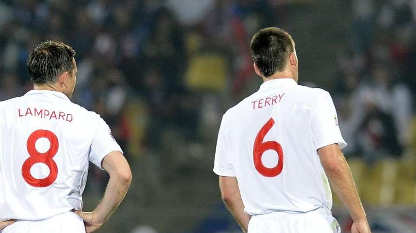 Chelsea, Terry si gode la fascia di capitano