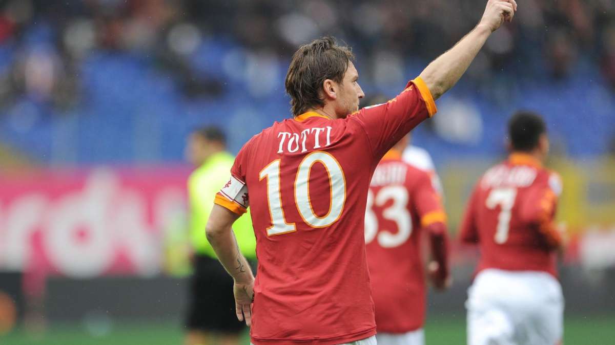 Roma, Totti: "Voglio vincere domani, poi penseremo al derby"