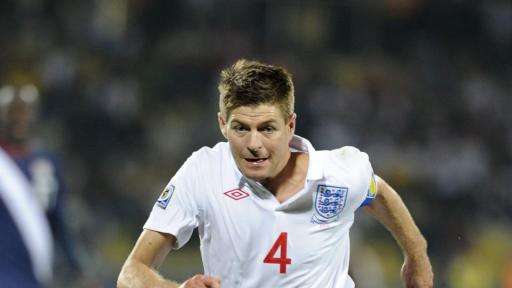 Gerrard risponde a Ibra: "Sono già in un grandissimo club"